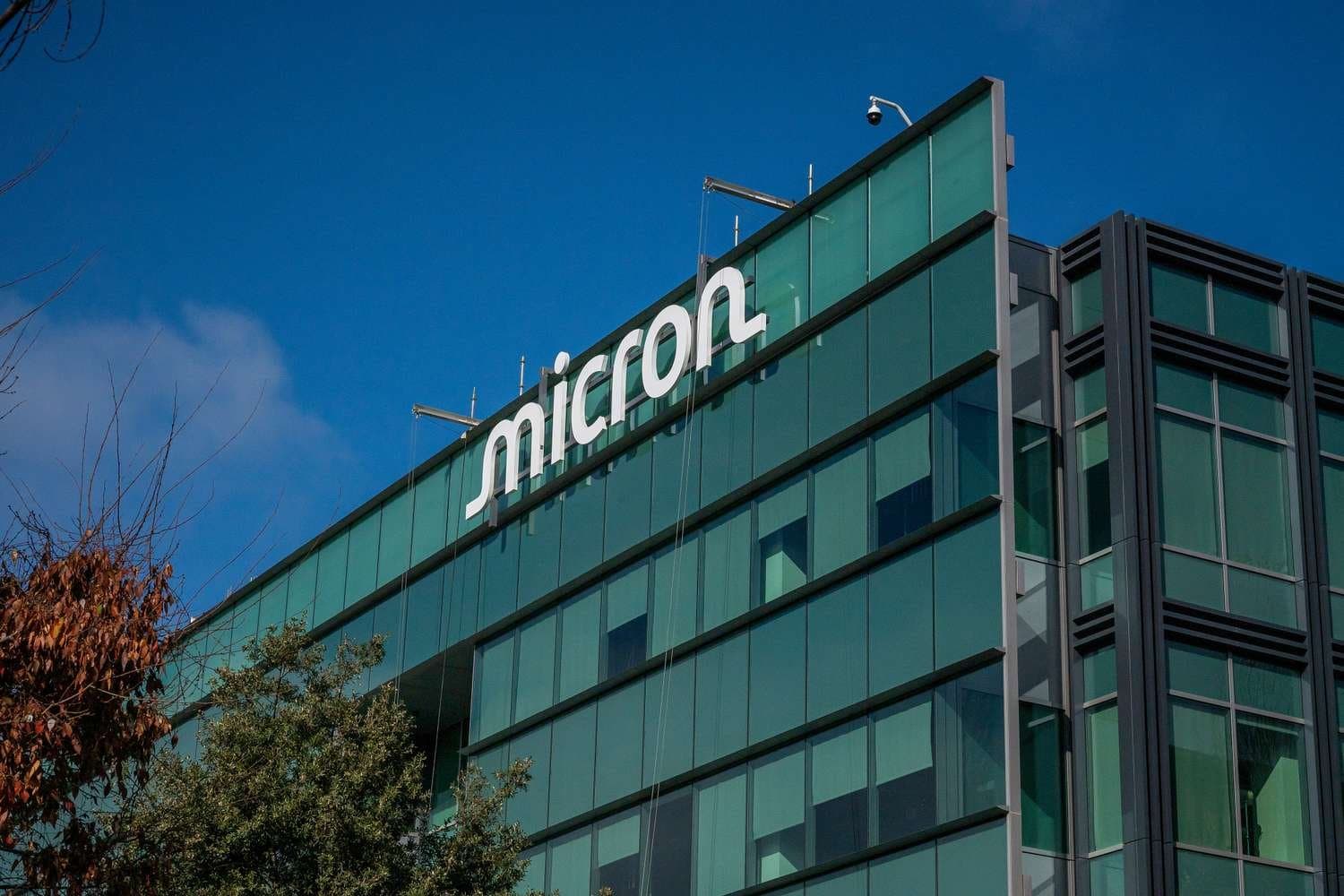 What the 200% Stock Surge Says About AI Memory Demand in Micron